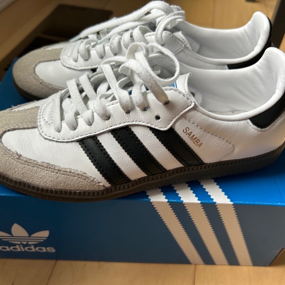 adidas Big Kids' Samba OG Sneaker - Picture 3 of 15